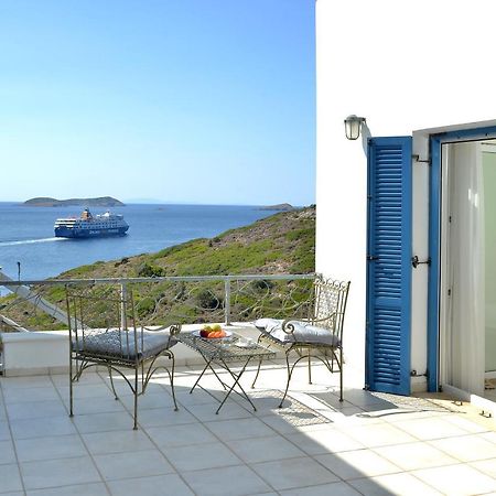 Andros Homes Sea Side Apartment & Studio กาวริยอน ภายนอก รูปภาพ