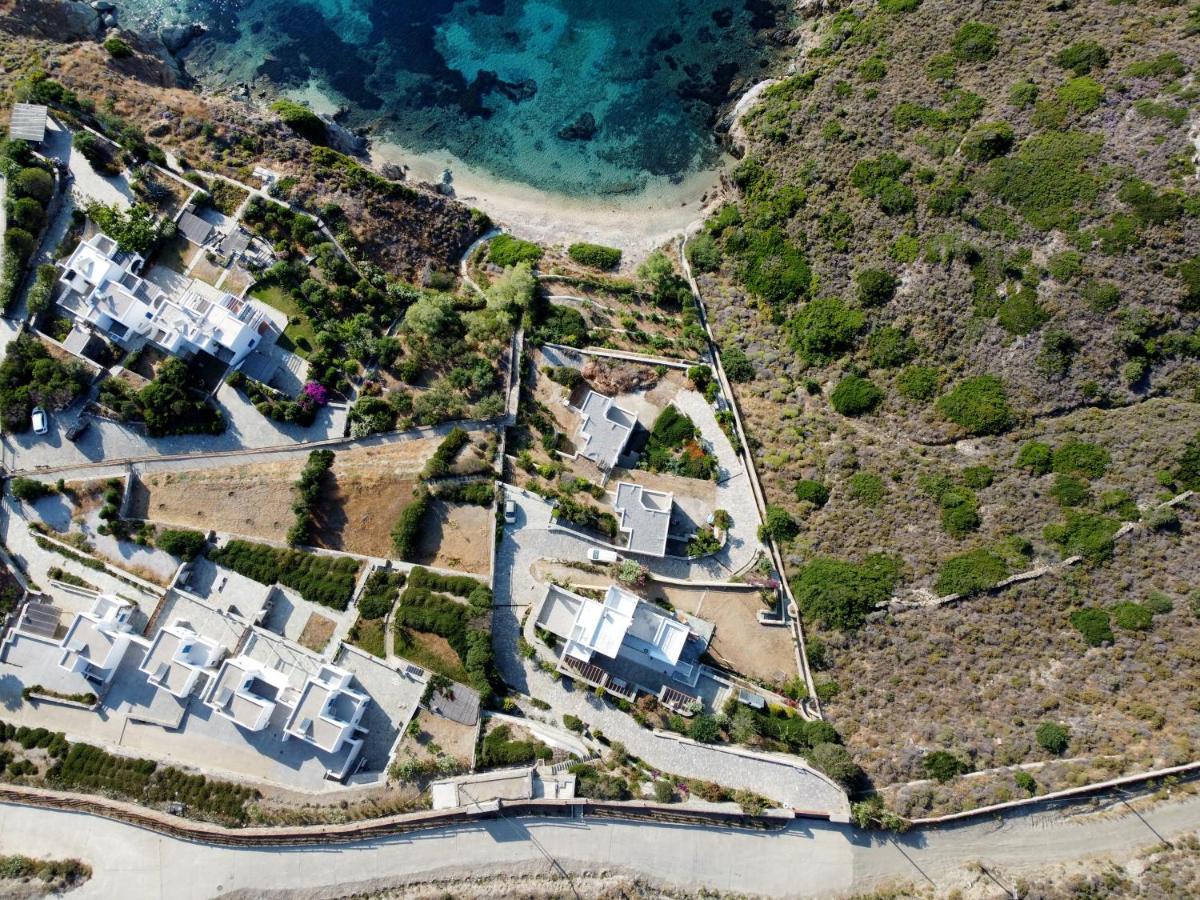 Andros Homes Sea Side Apartment & Studio กาวริยอน ภายนอก รูปภาพ