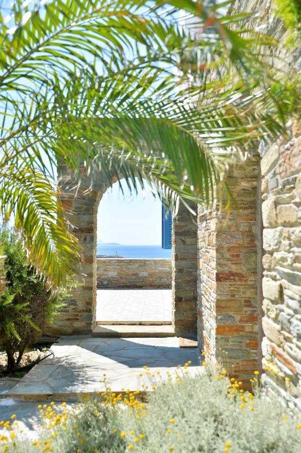 Andros Homes Sea Side Apartment & Studio กาวริยอน ภายนอก รูปภาพ