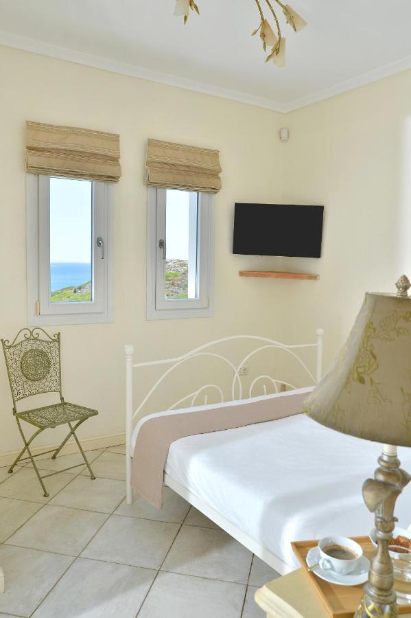 Andros Homes Sea Side Apartment & Studio กาวริยอน ภายนอก รูปภาพ