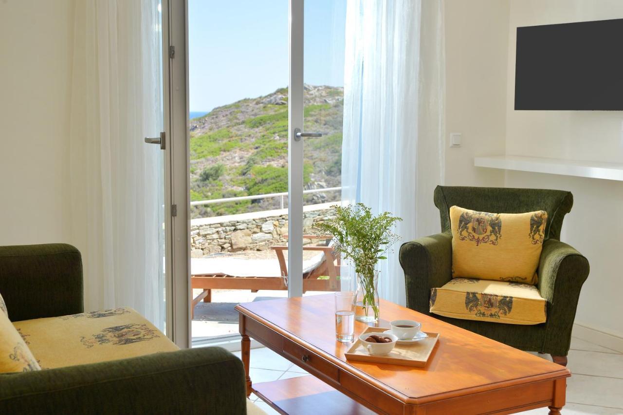 Andros Homes Sea Side Apartment & Studio กาวริยอน ภายนอก รูปภาพ