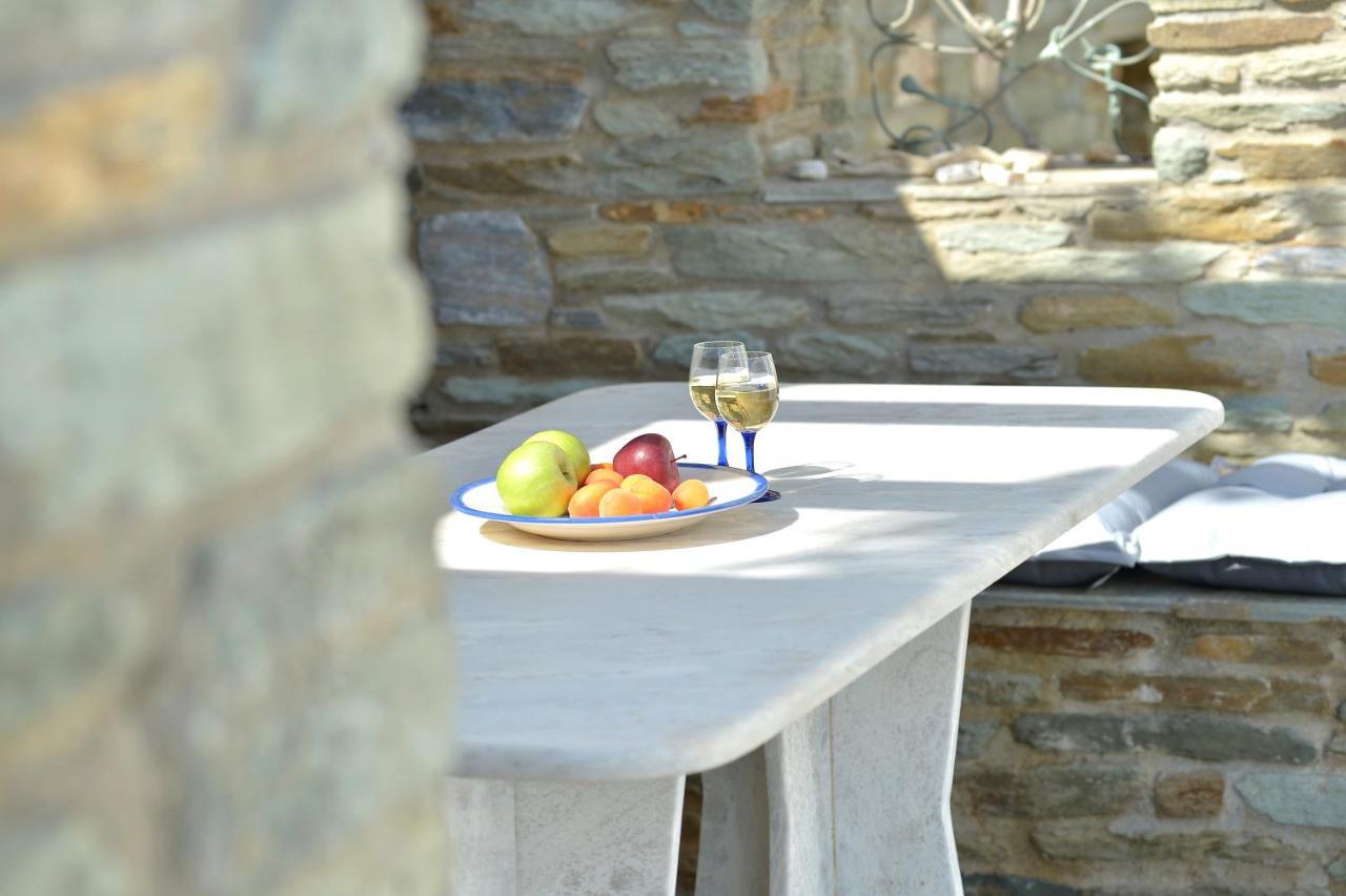 Andros Homes Sea Side Apartment & Studio กาวริยอน ภายนอก รูปภาพ