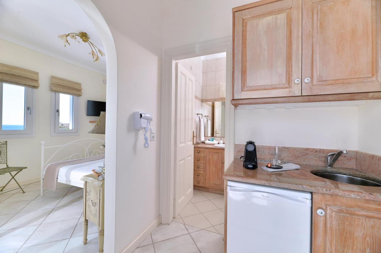 Andros Homes Sea Side Apartment & Studio กาวริยอน ภายนอก รูปภาพ